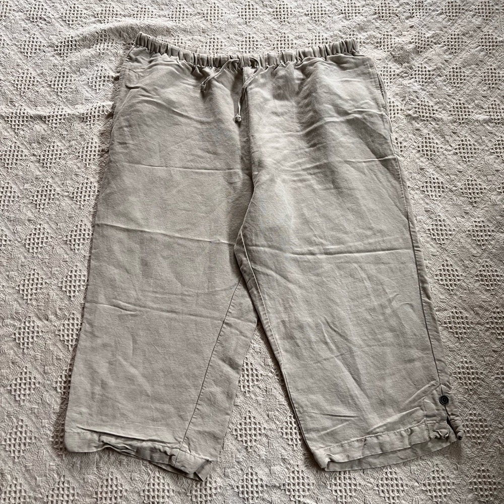 ‼️BOGO SALE‼️ Christopher & Banks Cream Linen Tie Waist Capris